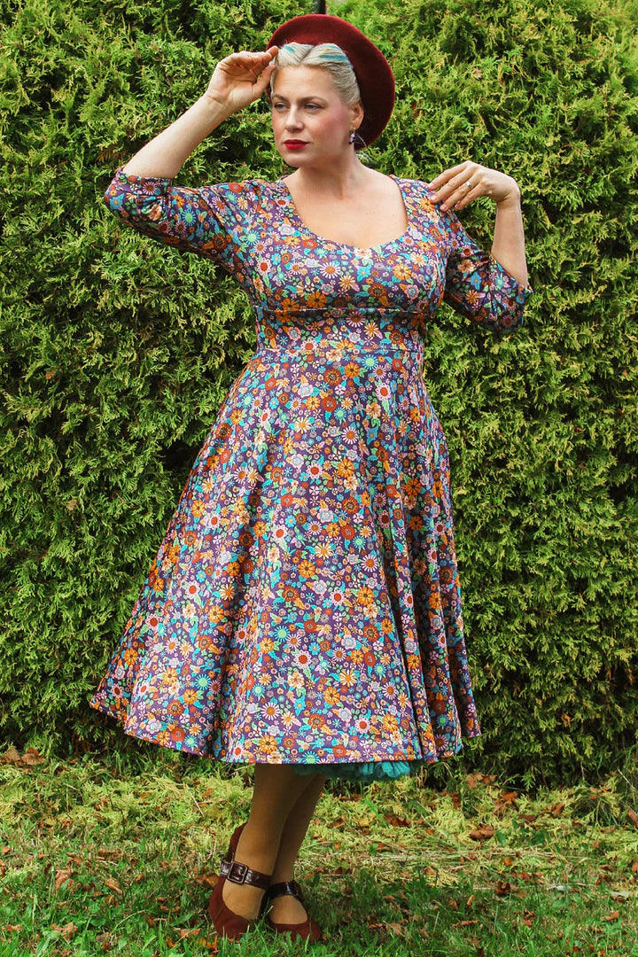 Dolly and Dotty Scarlette Purple Retro Floral Print 50s Style Vintage Dress, Front